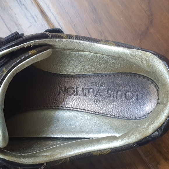 Auth🤎  LOUIS VUITTON Monogram Sneakers shoe 👞 👞W/ LV Dustbag included - Picture 9 of 10